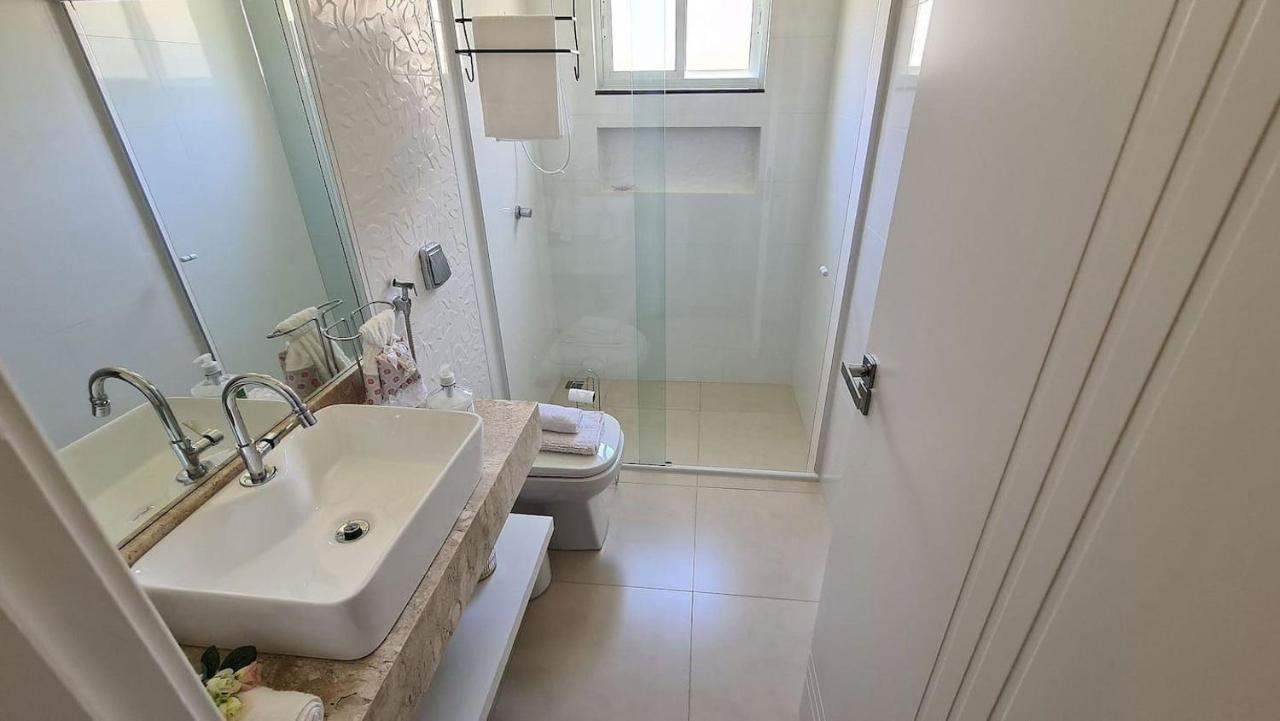 Linda Casa Na Regiao De Foz 度假居 *